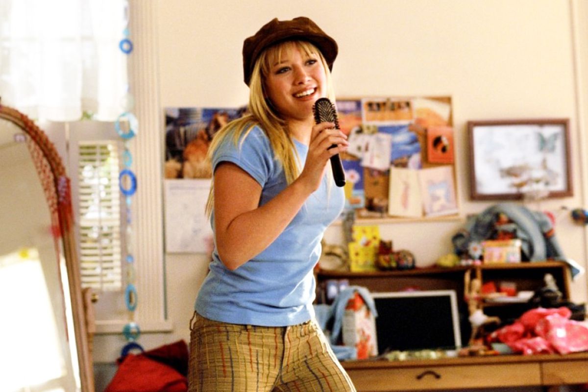 Lizzie McGuire to return to Disney: Hillary Duff comfirmed the news at D23. 3