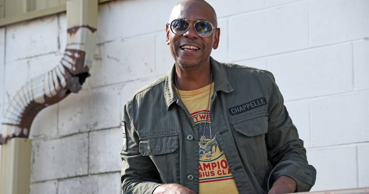 Dave Chappelle gifted the people of Ohio an evening of happiness with 'Nothing Can Get Us Down' on his birth anniversary. 6