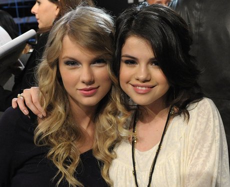 selena-gomez-and-taylor-swift-