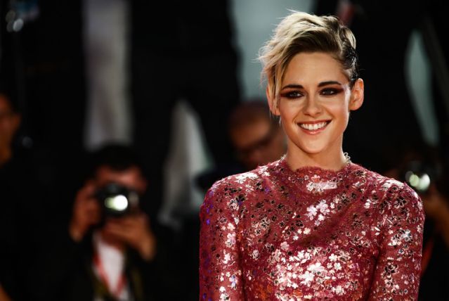 Kristen Stewart may bag a Marvel movie. Requirement: Do not publicize 'your sexuality'! 12