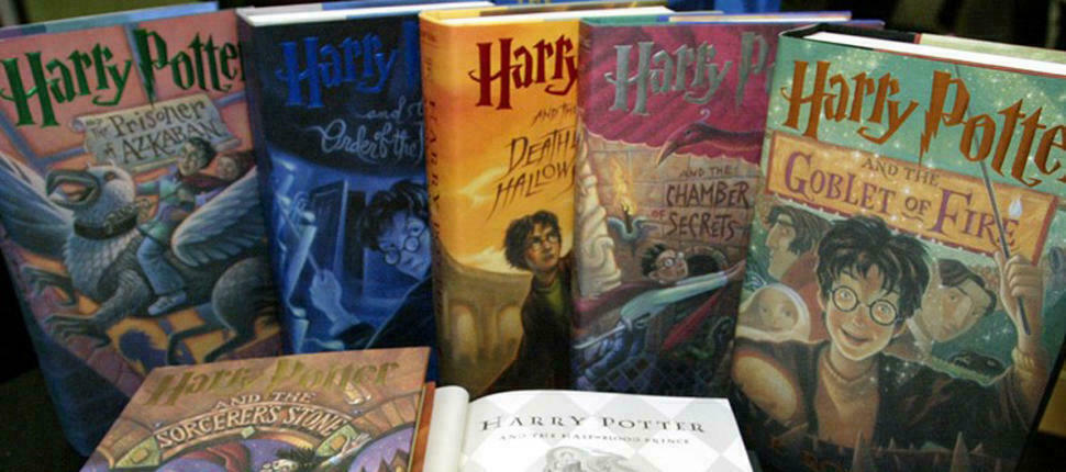 "Avada Kedavra!": 'Harry Potter books' BANNED in a Catholic School. 6