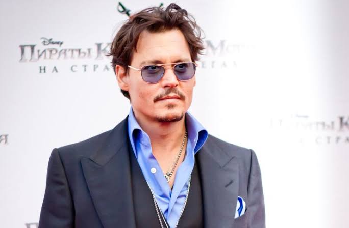 Johnny Depp Begging In Front Of Robert Downey Jr For A Role In A Hollywood Movie Is It True