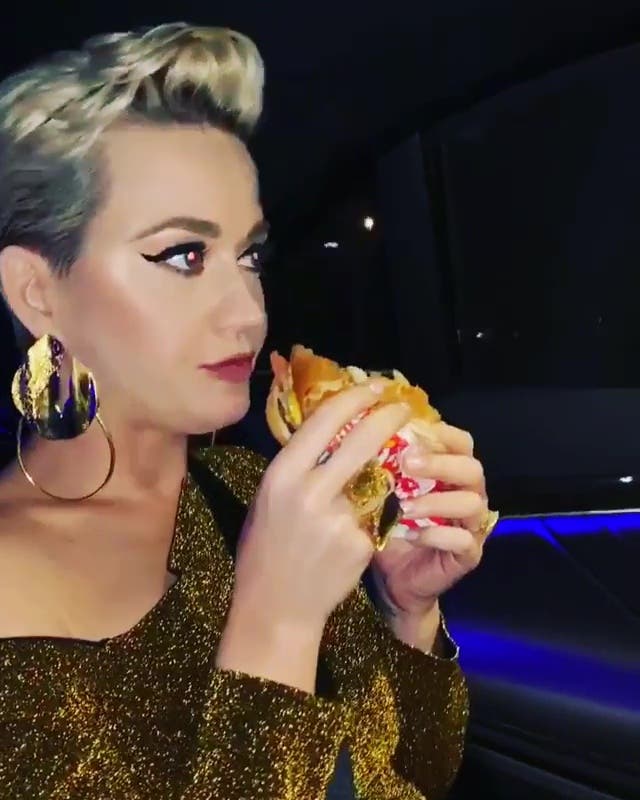 Katy Perry reveals how she met fiancé Orlando Bloom over In-N-Out burgers at the Golden Globes!!