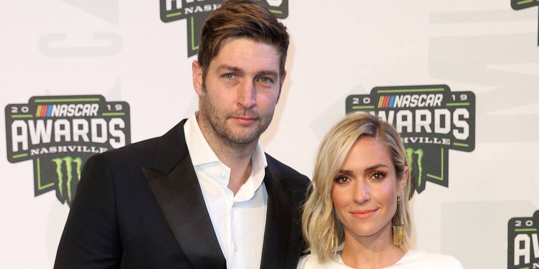 Kristin Cavallari and ex Jay Cutler both 'single' despite setting off reunion rumors with selfie