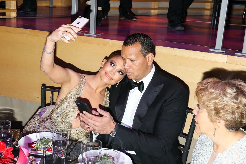 Jennifer Lopez and Alex Rodriguez announce their BREAKUP!!! All Details here!!!