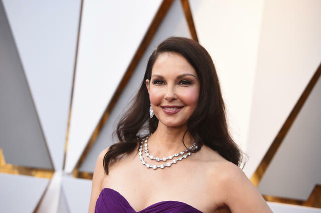 Ashley Judd shares PICS of her SCARS and WOUNDS!!!