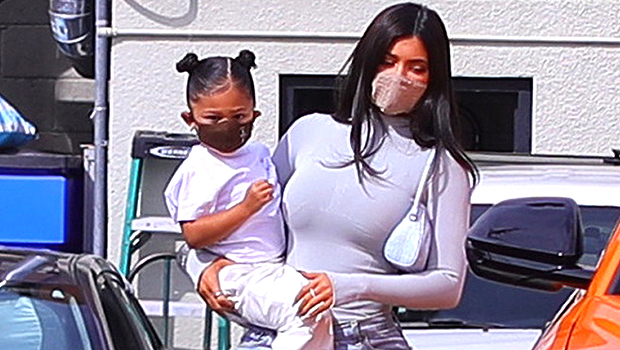 Kylie Jenner's Daughter Stormi, 3, Looks So Adorable In Pink Tutu!!!