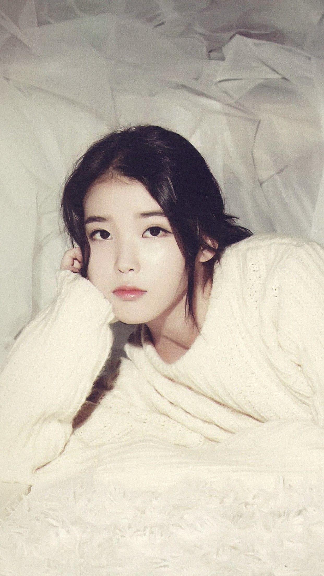 100 Million Mark Achieved By Iu S Celebrity