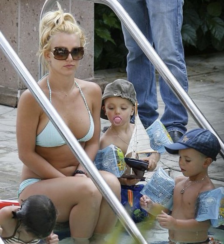 Britney Spears considered herself to be a good mom as children ran towards her in a party