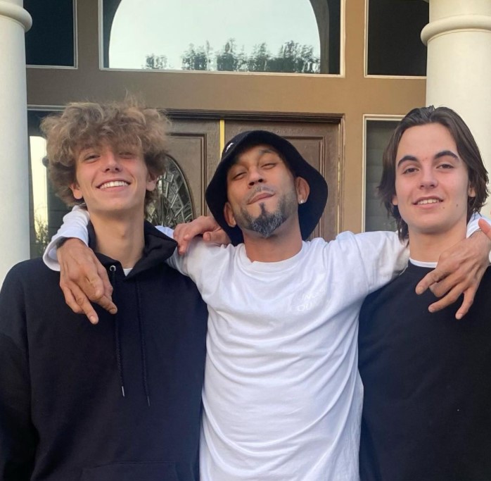 Britney Spears' sons pose with dad, Kevin's pal Eddie Morales