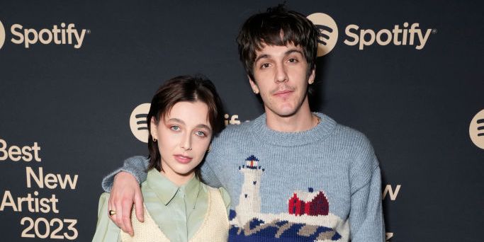 Emma Chamberlain and Tucker Pillsbury's Epic Love Story: Discover the Songs that Define Their Relationship 13