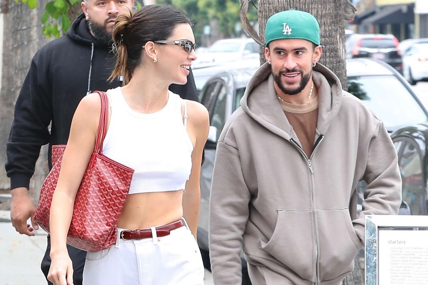 Kendall Jenner and Bad Bunny: The Secret Behind Their Surprising Romance Revealed! 16
