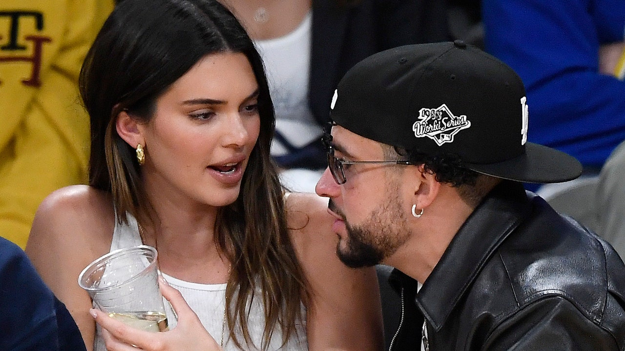 Kendall Jenner and Bad Bunny: The Secret Behind Their Surprising Romance Revealed! 21