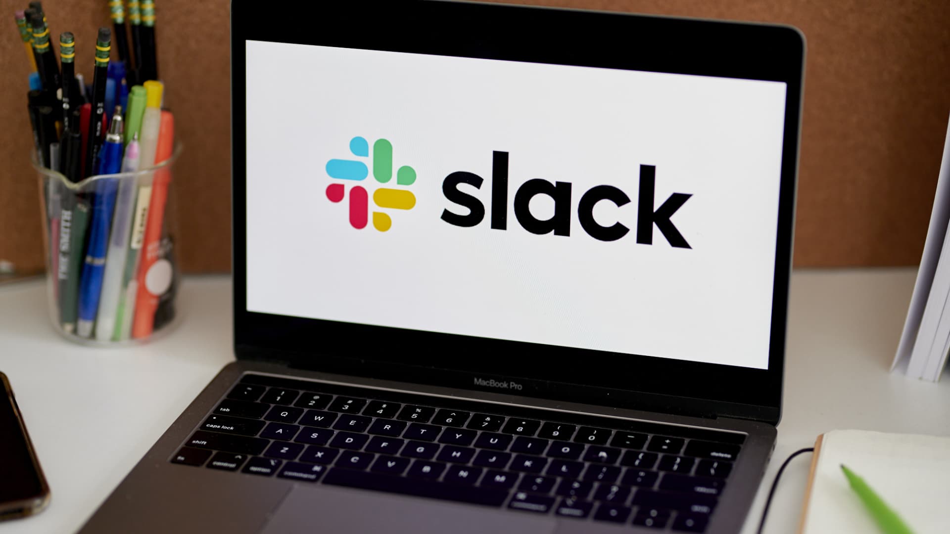 Slack is Down: Discover the Impact of this Unexpected Workplace Communication Disruption! 14