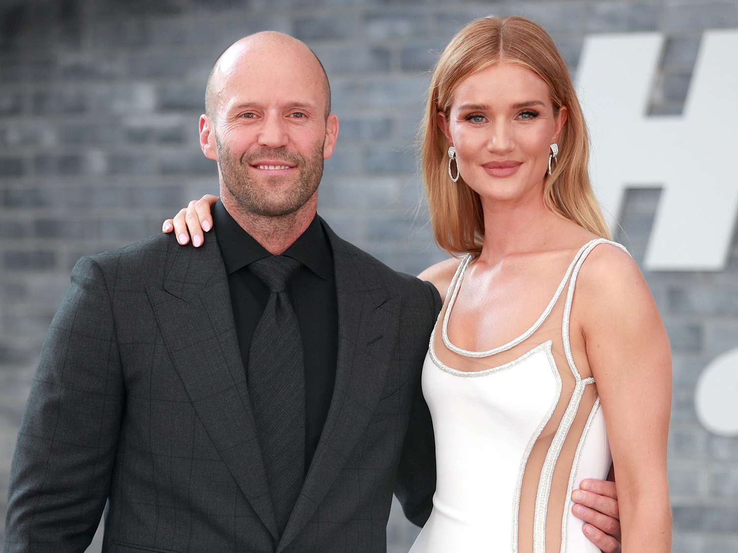 Discover the Stunning Love Story of Rosie Huntington-Whiteley and Jason Statham! 15