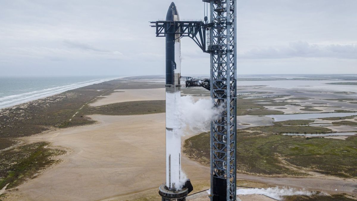 Breaking News: Elon Musk Reveals Shocking 50% Probability of Starship Orbit Success! 9