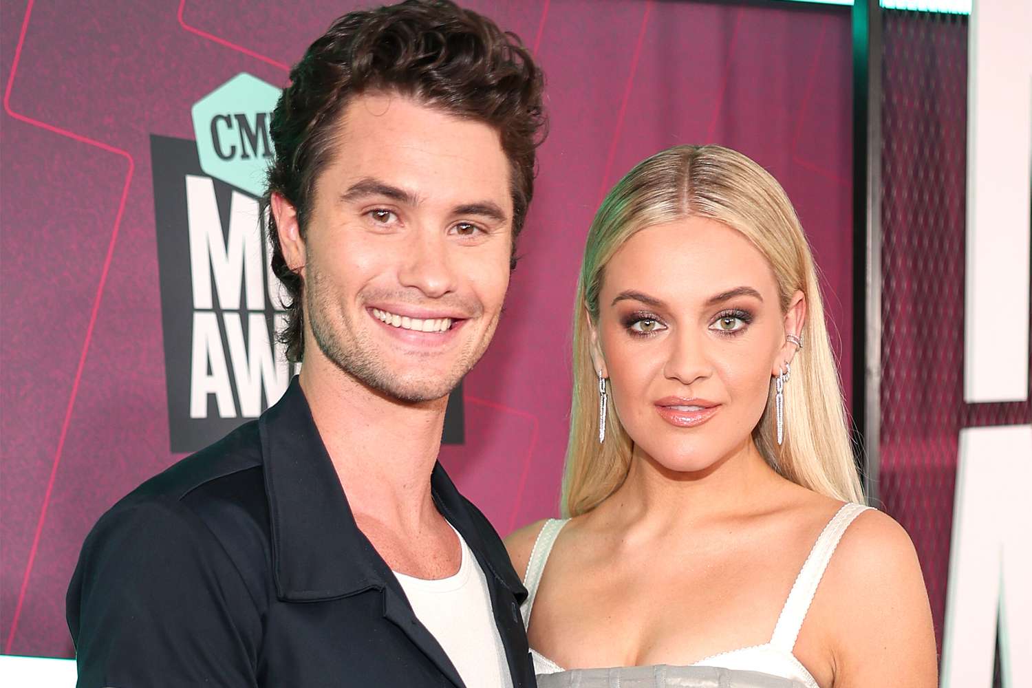 Chase Stokes and Kelsea Ballerini: The Latest Scoop That Will Leave You Amazed! 12