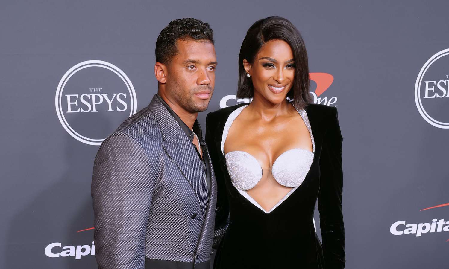 Russell Wilson and Ciara: An Inspiring Love Story of Endurance and Triumph! 21