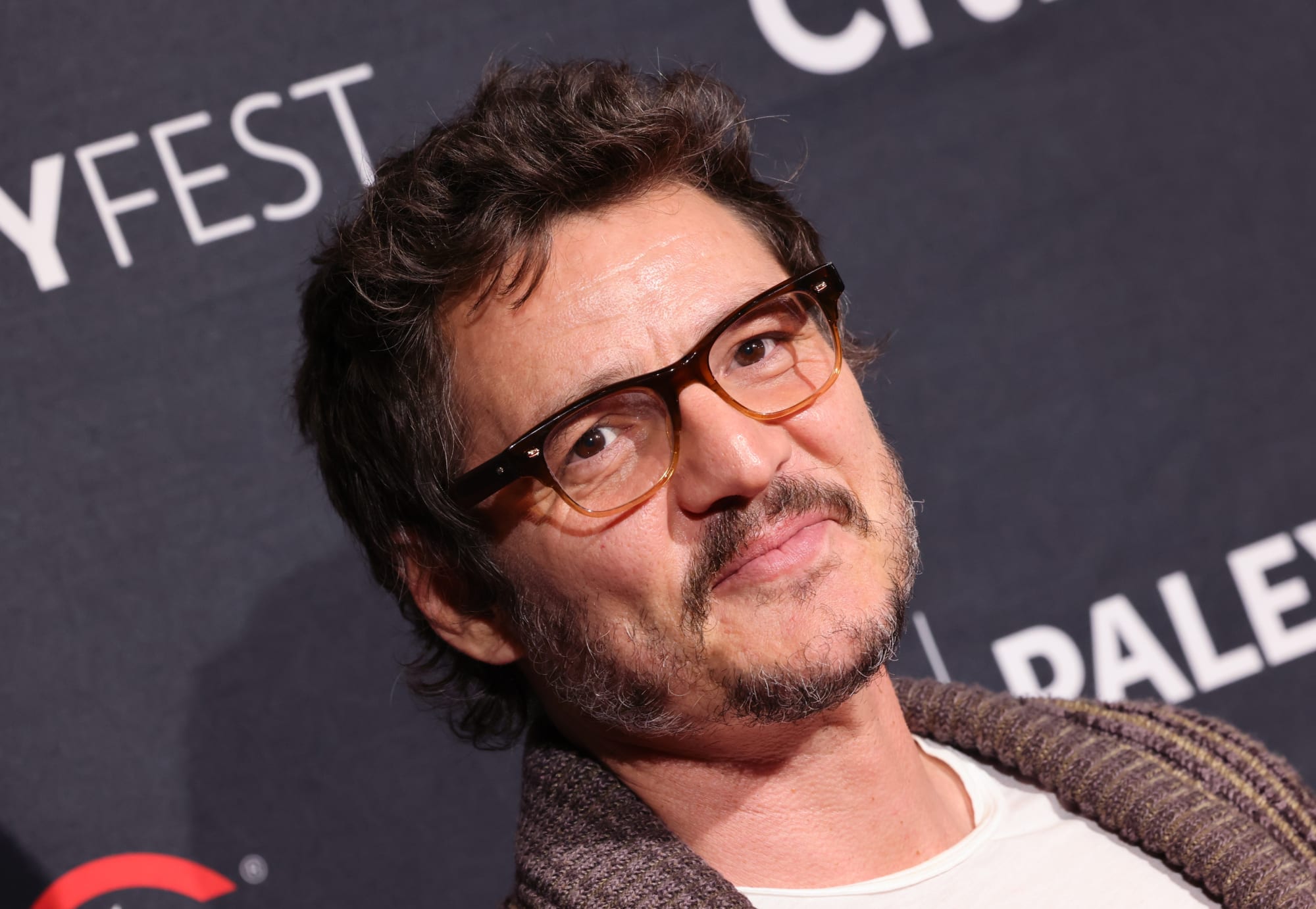 Star Wars: Shocking Rumors Surface - Is Pedro Pascal Leaving The Mandalorian? Find Out Here! 18