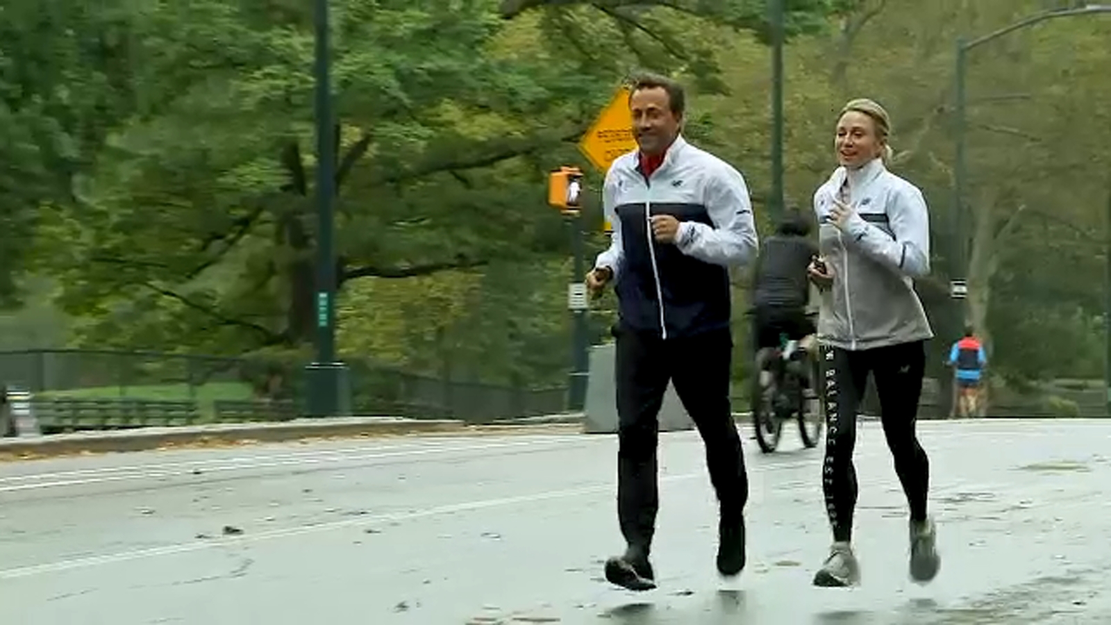 Amy Robach Marathon: A Love Story that Transcends the Finish Line! 15