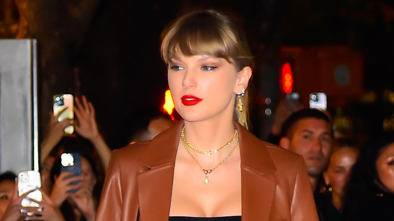 Taylor Swift Shocks Fashion World by Breaking Major Rule in Single Outfit 5