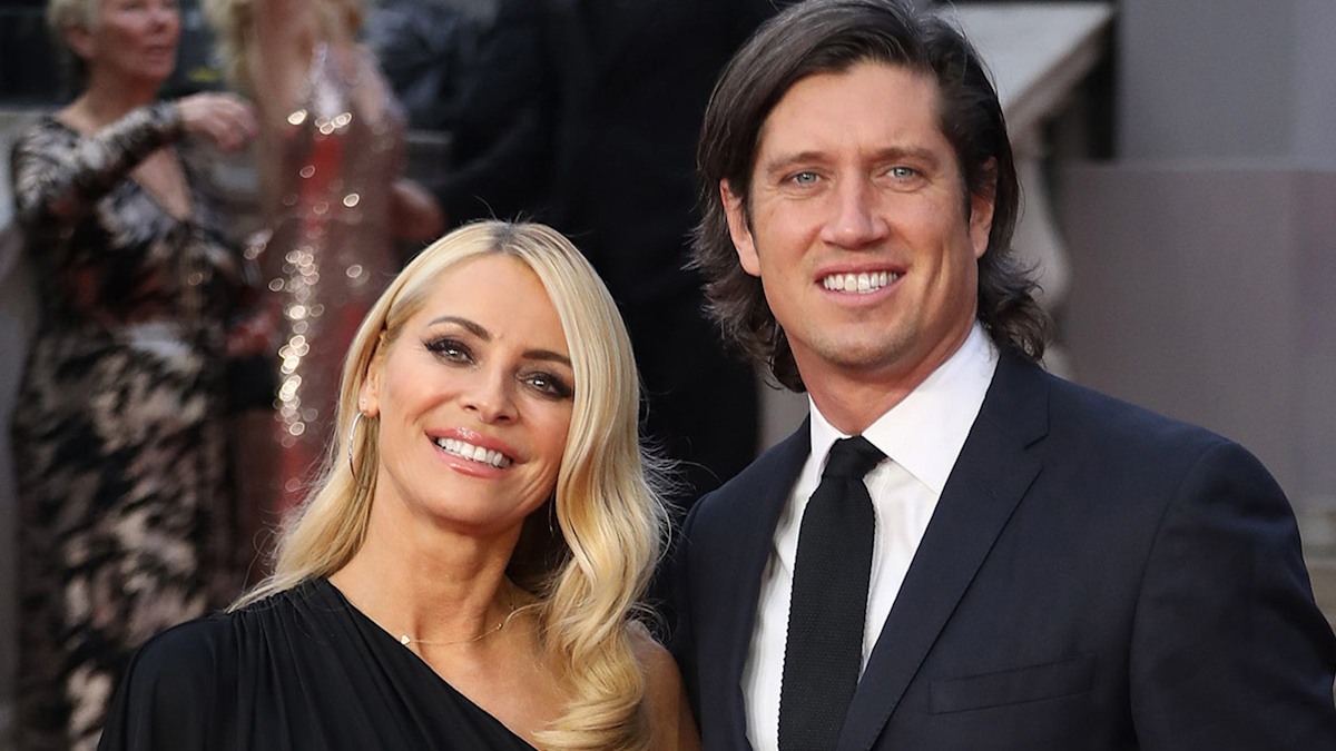 Vernon Kay's Heartfelt Message to Wife Tess Daly - Incredible News They Share! 11